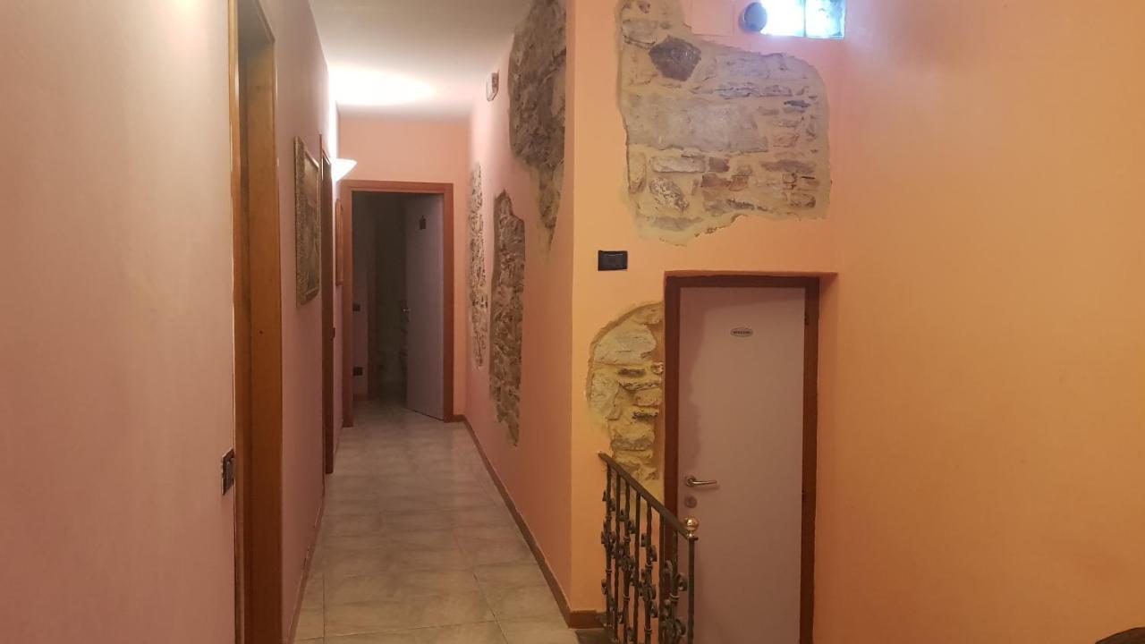 Locanda Dalla Compagnia Riomaggiore Eksteriør billede
